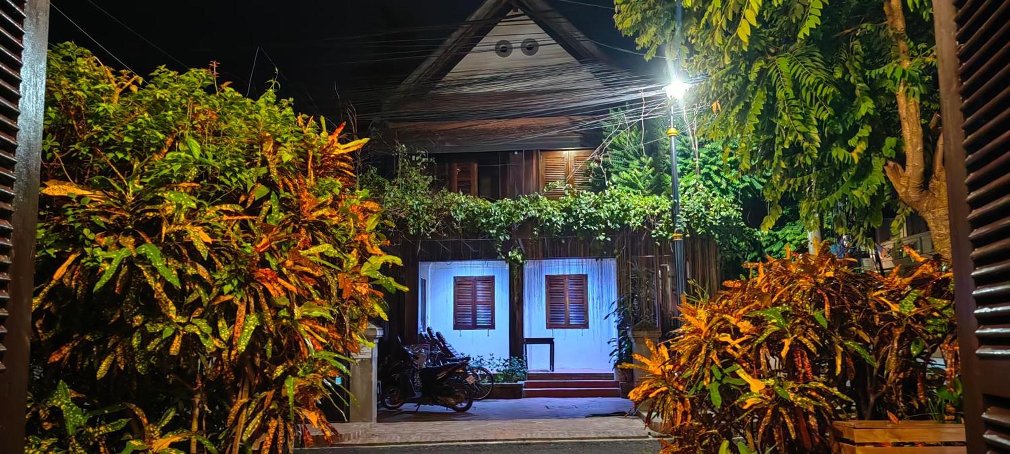 Ancient Luangprabang Hotel Ngoại thất bức ảnh